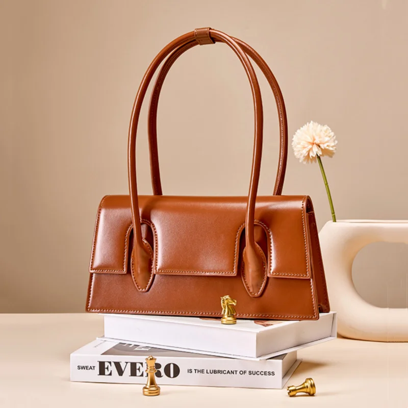 

New Women's Luxury Leather French Style Handbags Advanced Feeling Underarm Bags Classical Vintage Design Shoulder Messenger Bag