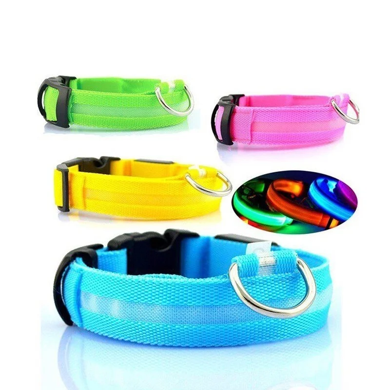 Яркий ошейник для собак светодиодный с подсветкой питанием от батарейки и кошек