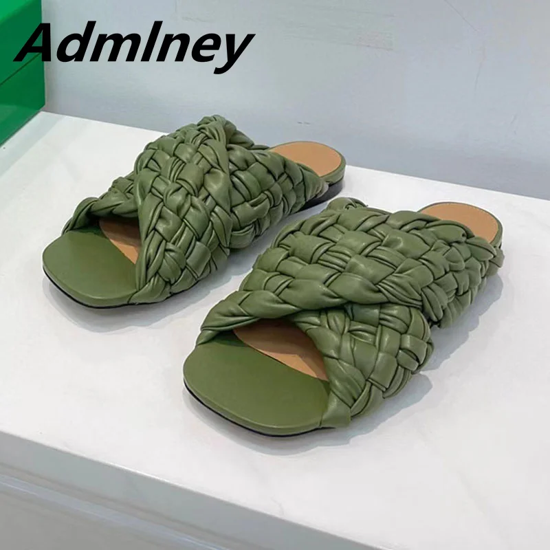 Тапки женские с подкладкой кожа открытый носок перекрестные ремешки плетеные