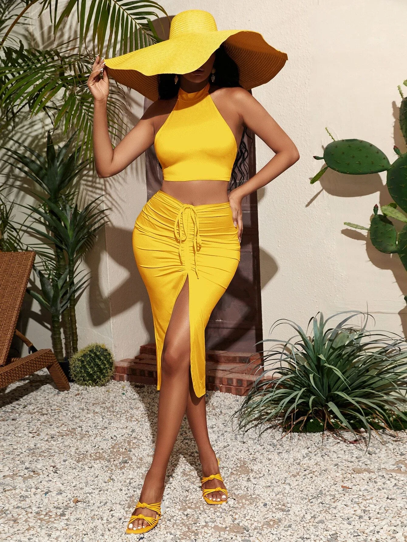 

Tie Backless Halter Top & Drawstring Front Split Thigh Skirt
