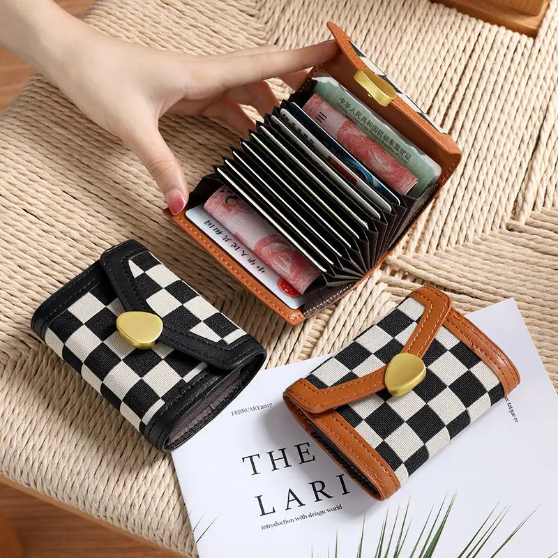Card bag ladies 2023 new large-capacity multi-card slots compact net red anti-degaussing black and white plaid leather edging