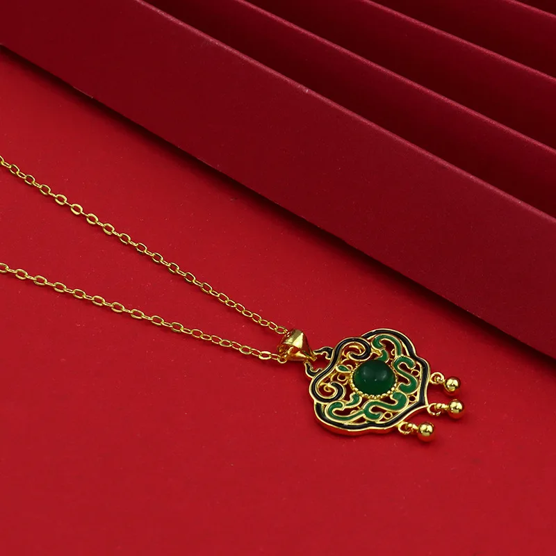 

National Fashion Vintage Court Style Enamel Craft Auspicious Color Cloud Ruyi Golden Lock Inlaid Green Chalcedony Ancient Gold-P