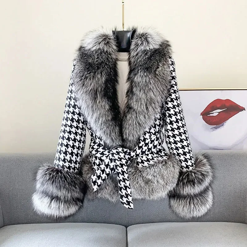Fur Coat Women's 2022 Autumn Winter New Young Style Short Houndstooth Imitation Silver Fox Fur Warm Plush Faux Fur Coats Female