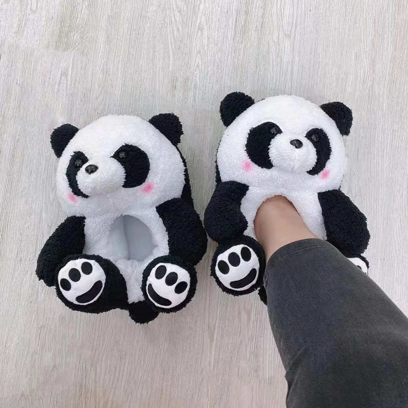 2022 ragazze nero bianco peloso Panda pantofole scarpe da casa adorabili kaiaii antiscivolo scarpe invernali calde scivoli per interni