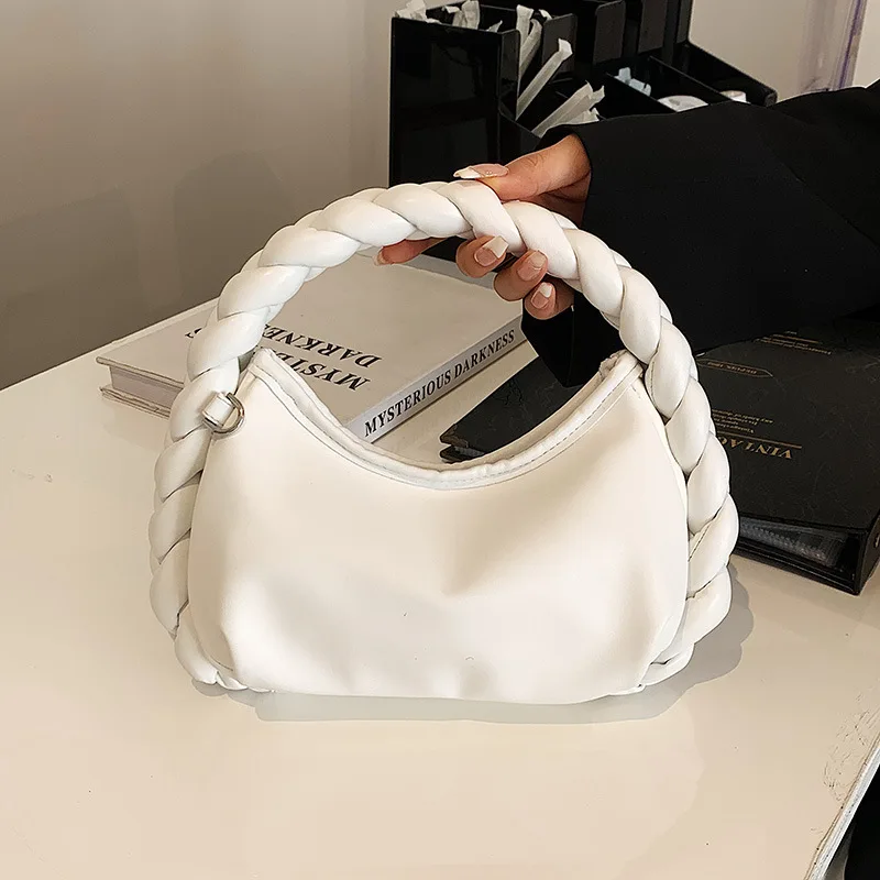 

New Fashionable and Popular Braided Handbag Women Luxury Shoulder Bags Retro Semicircle All-match Messenger Bag Crossbody Packet