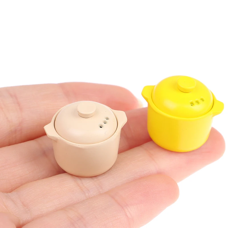 

1:12 Dollhouse Mini Soup Pot with Cover Model Kitchen Simulation Accessories For Doll House Kitchenware Decor Kids Toys Gift
