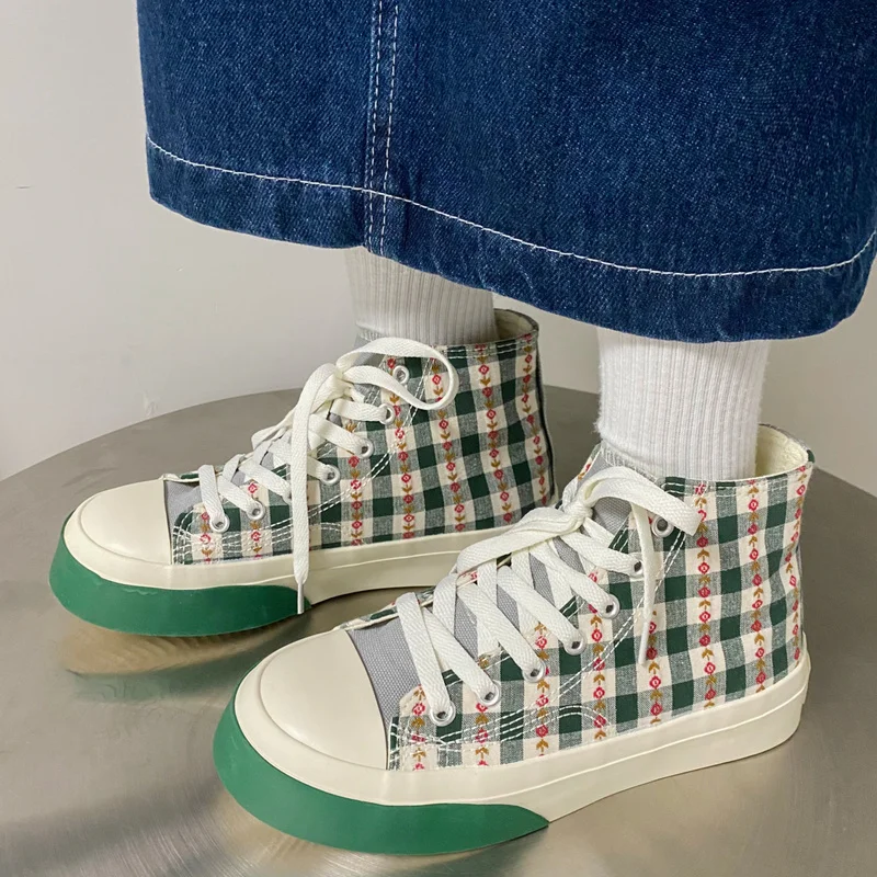 

Кроссовки женские на платформе, на шнуровке, зимние