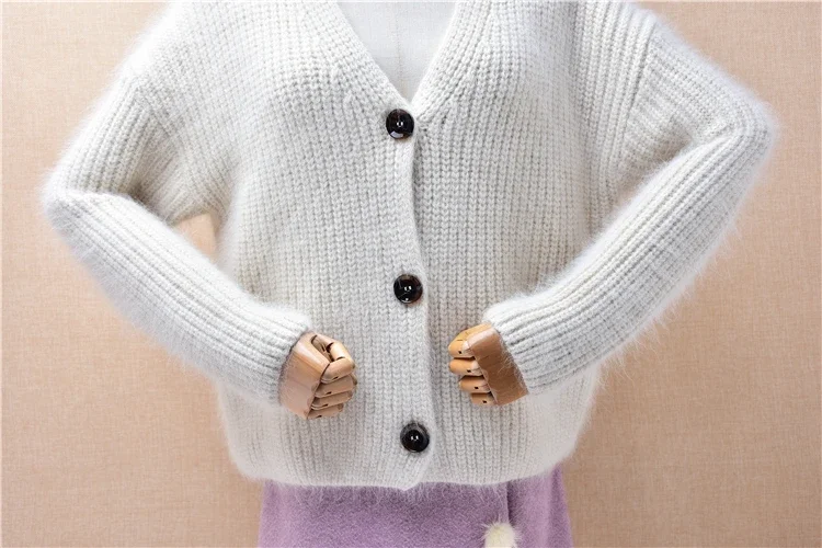 Женская осенне-зимняя одежда бежевый волосатый ангорский кролик вязаный