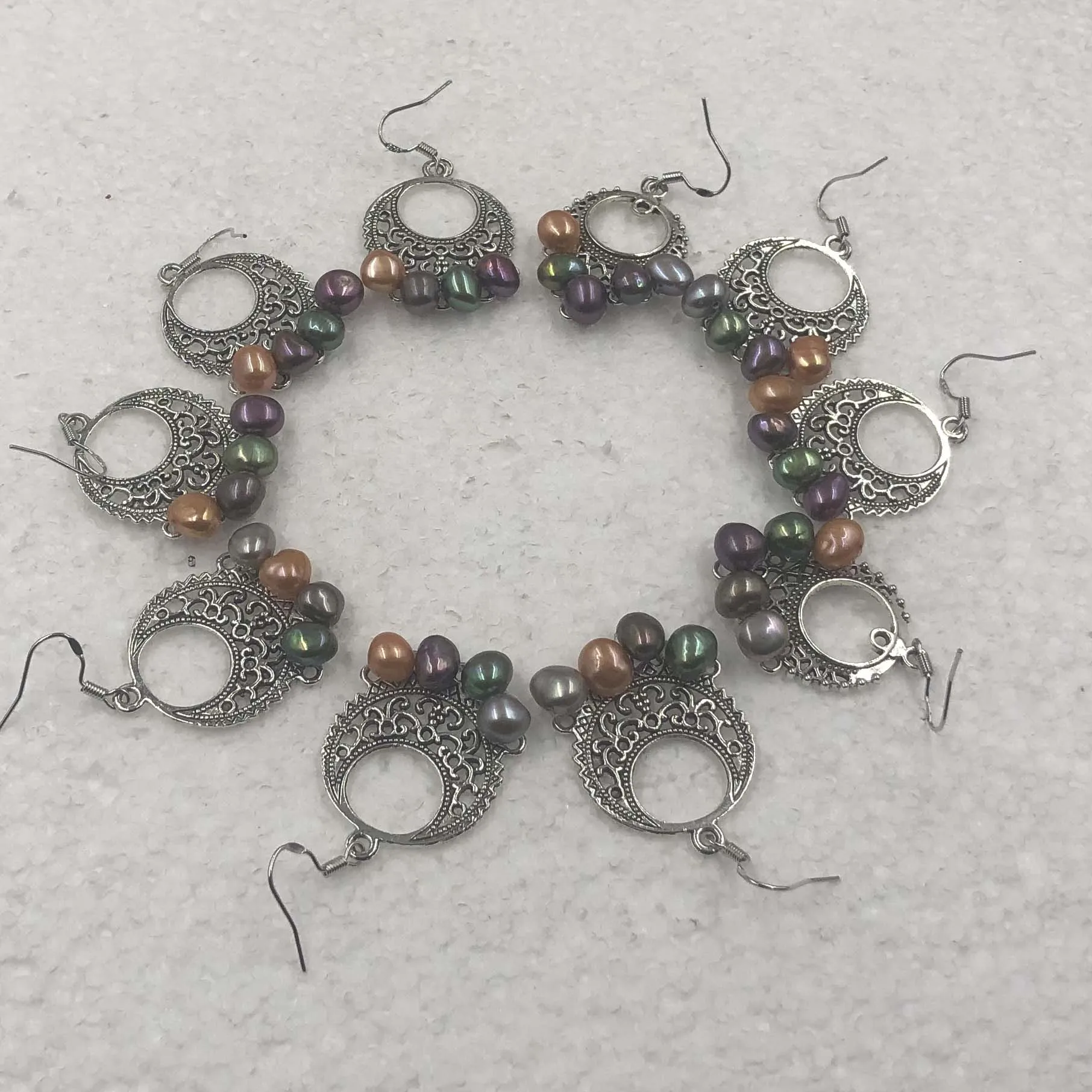

[ELEISPL] Wholesale 5 Pairs Multicolours Freshwater Pearl Dangle Earrings #22010126