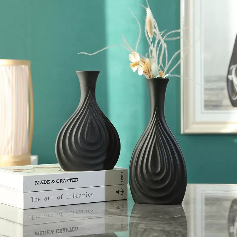 

NEW2023 Modern Minimalist Ceramic Vase Frosted Black Fashion Vase Illustration Home Decoration Living Room Bedroom Interior Deco