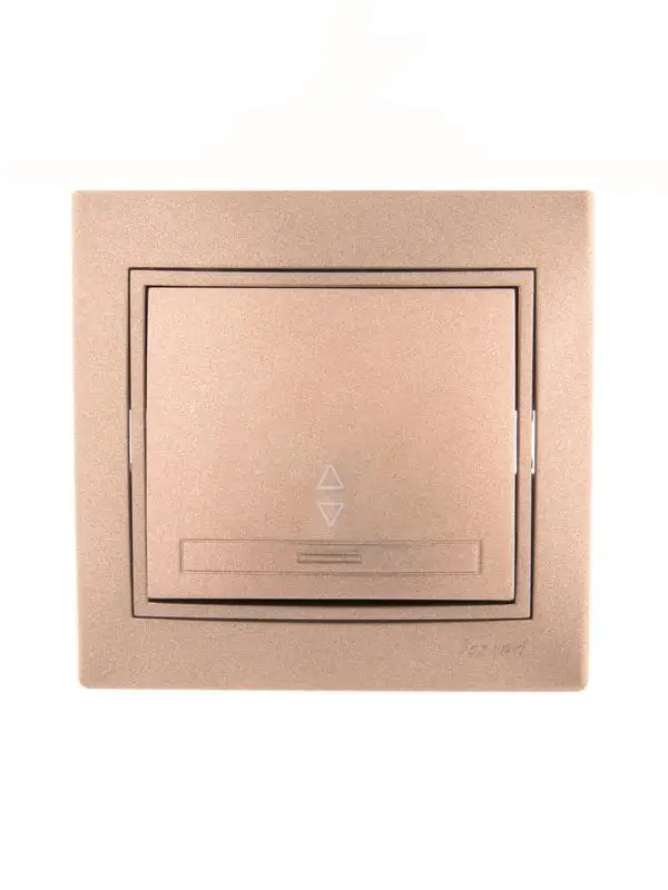 Переключатель проходной 1-кл. СП Mira 10А со вставкой свет. корич. перламутр. 701-3131-105