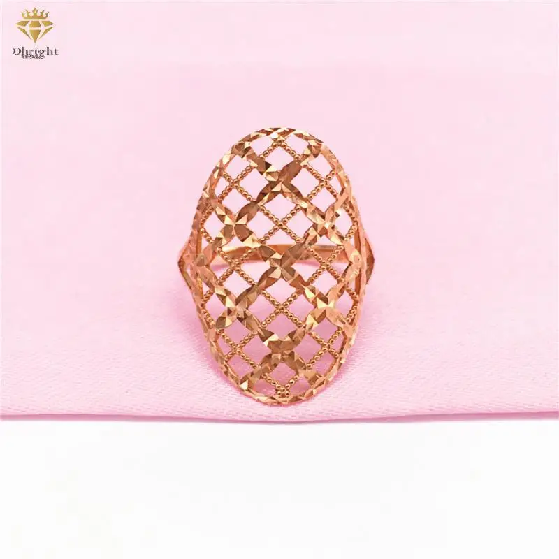 Кольцо из розового золота 585 пробы с бриллиантами