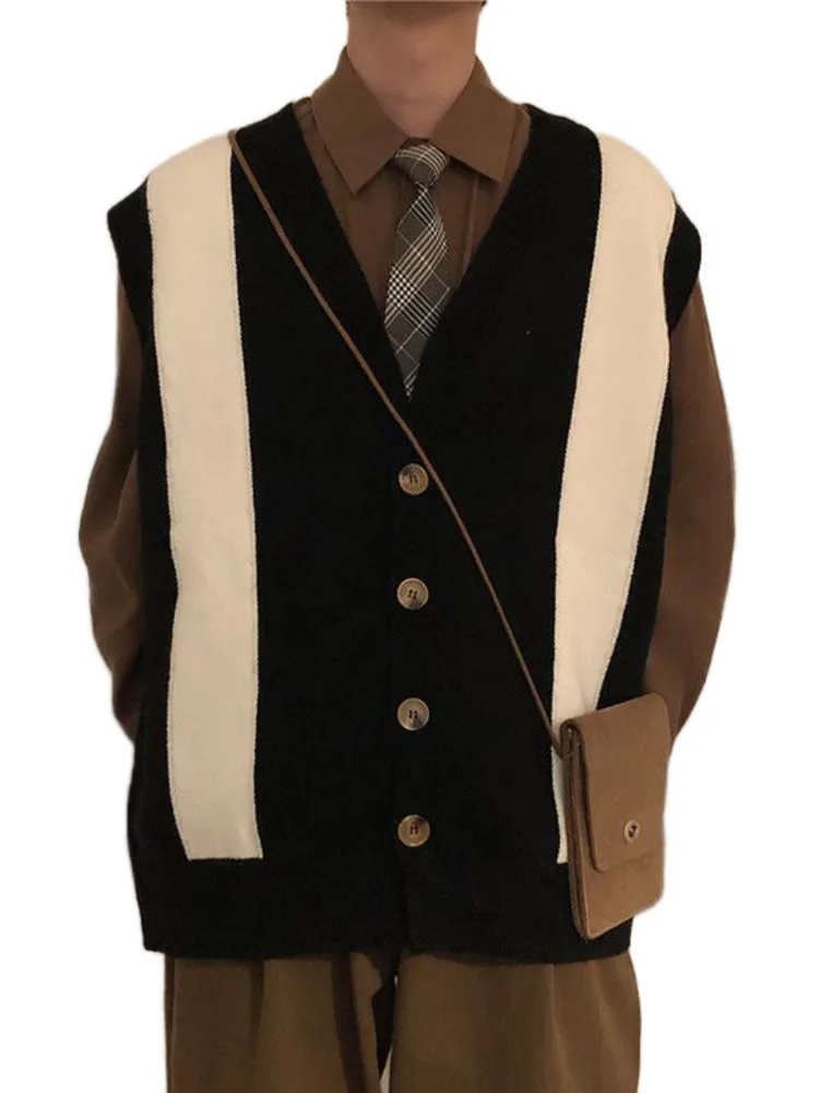 

Men Sweater Vest Preppy Style Teens Patchwork Button Up Japanese Fashion Streetwear All-match Clothing Unisex Handsome Gentle BF