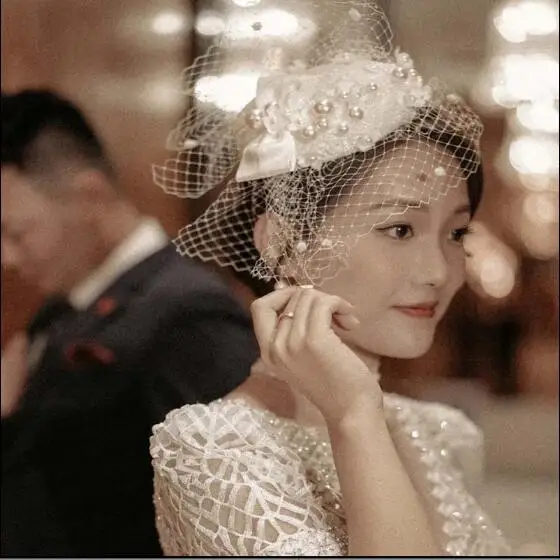 Женская винтажная шляпа в британском стиле с жемчугом