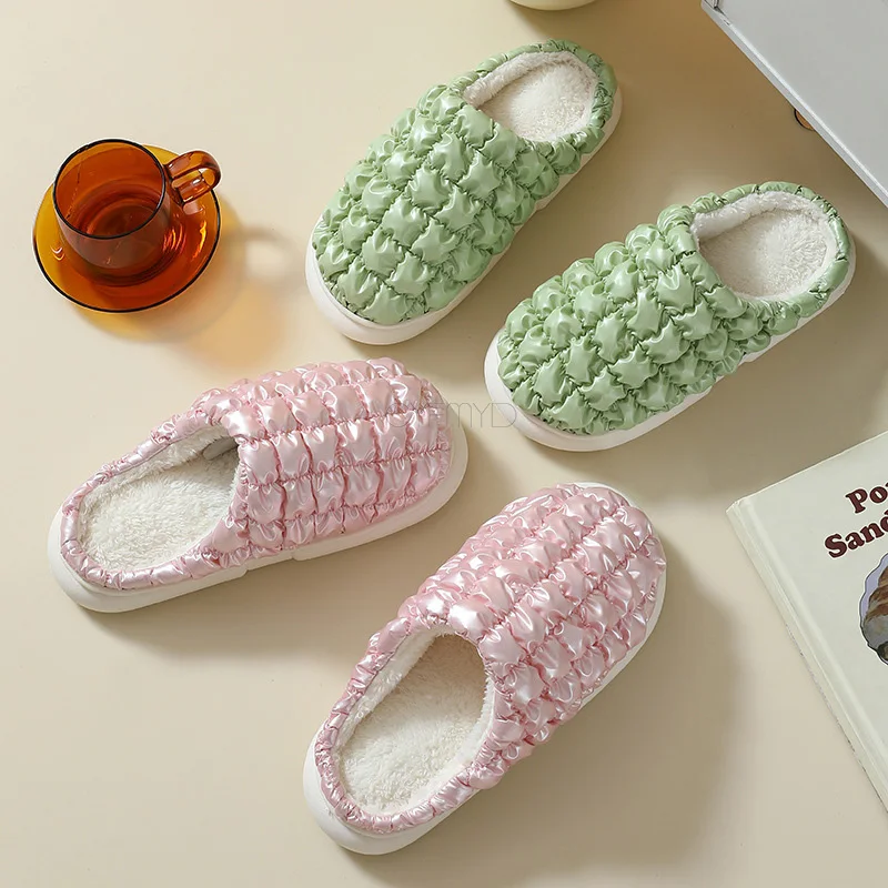 Winter Home Slippers for Women Down Cloth Platform Soft Slippers Female Indoor Winter Shoes Plush Non-Slip Unisex House Slippers