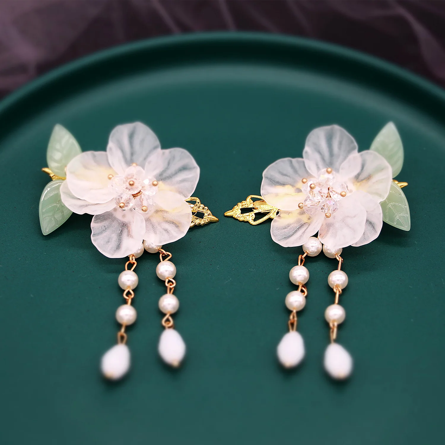

1pair Chinese Hair Accessories Hairpins For Women Girl White Flower Bride Hair Clips Barrette Bridal Wedding Headwear Jewelry
