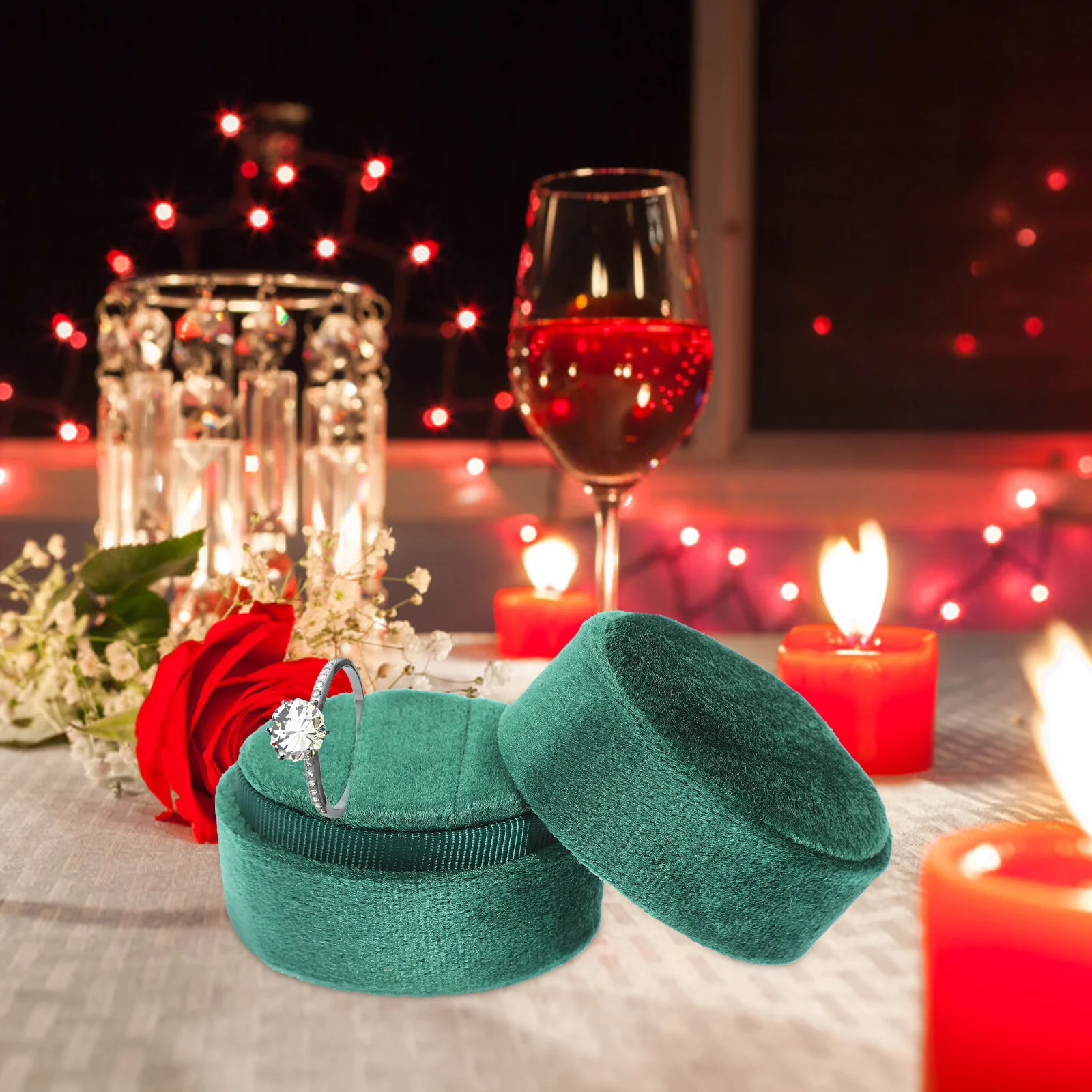 

Шкатулка для ювелирных изделий с отделением для колец