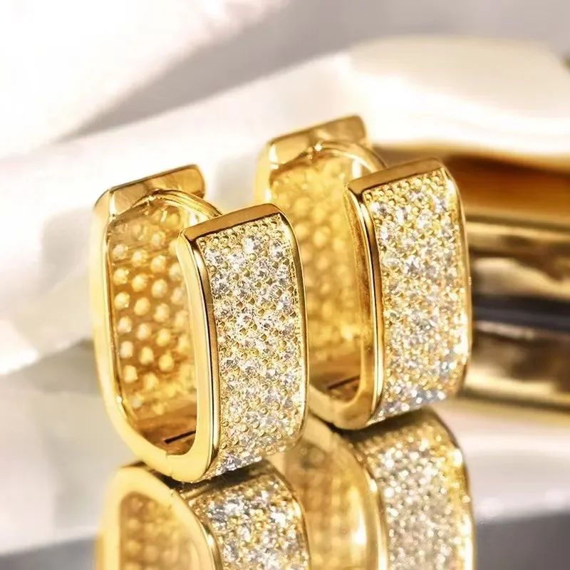 Женские серьги квадратной формы с микровставками из искусственного циркония