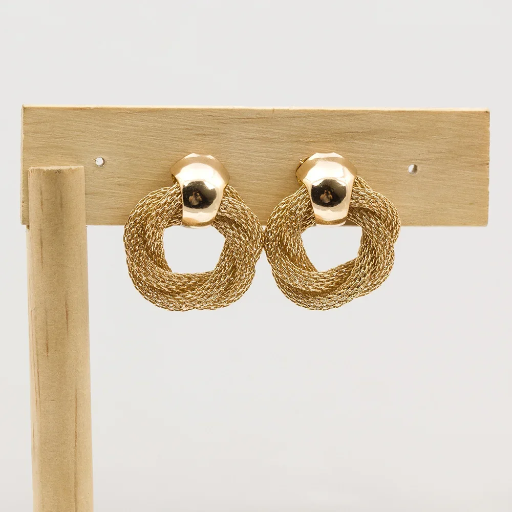 Новинка 2024 винтажные витые металлические круглые плетеные серьги модные