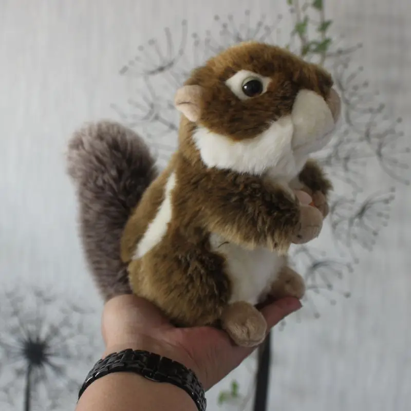 

small gift simulation squirrel chipmunk