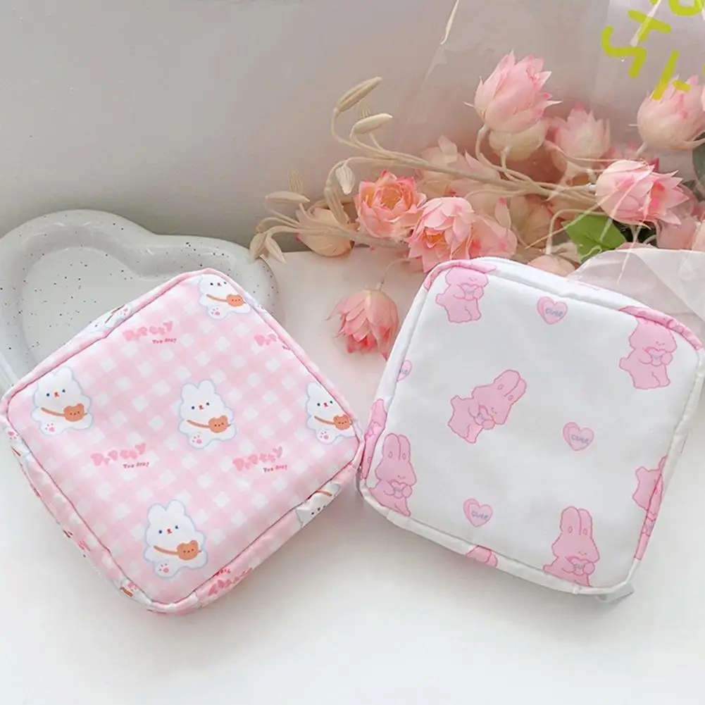 

Waterproof Lightweight Space-saving Cartoon Bear Cosmetic Makeup Tampon Bag Napkin Towel Organizer for Everyday Life