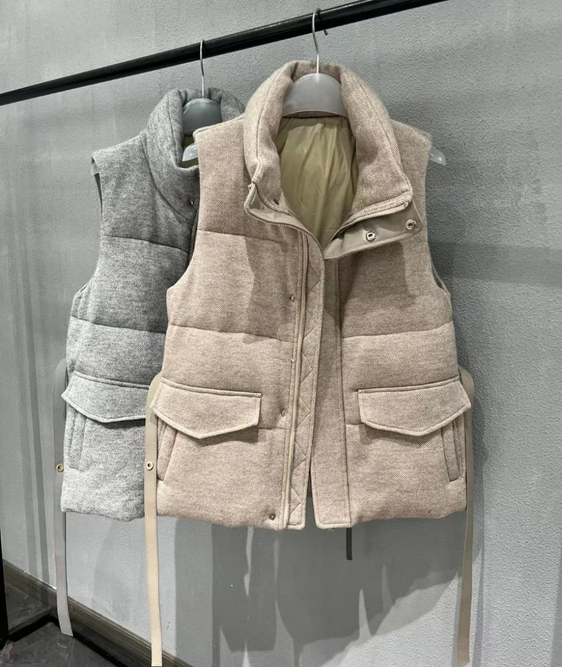 

Новый жилет куртка Короткая свободная без рукавов кашемир стоячая Шея белый гусиный пух утолщенная изоляция