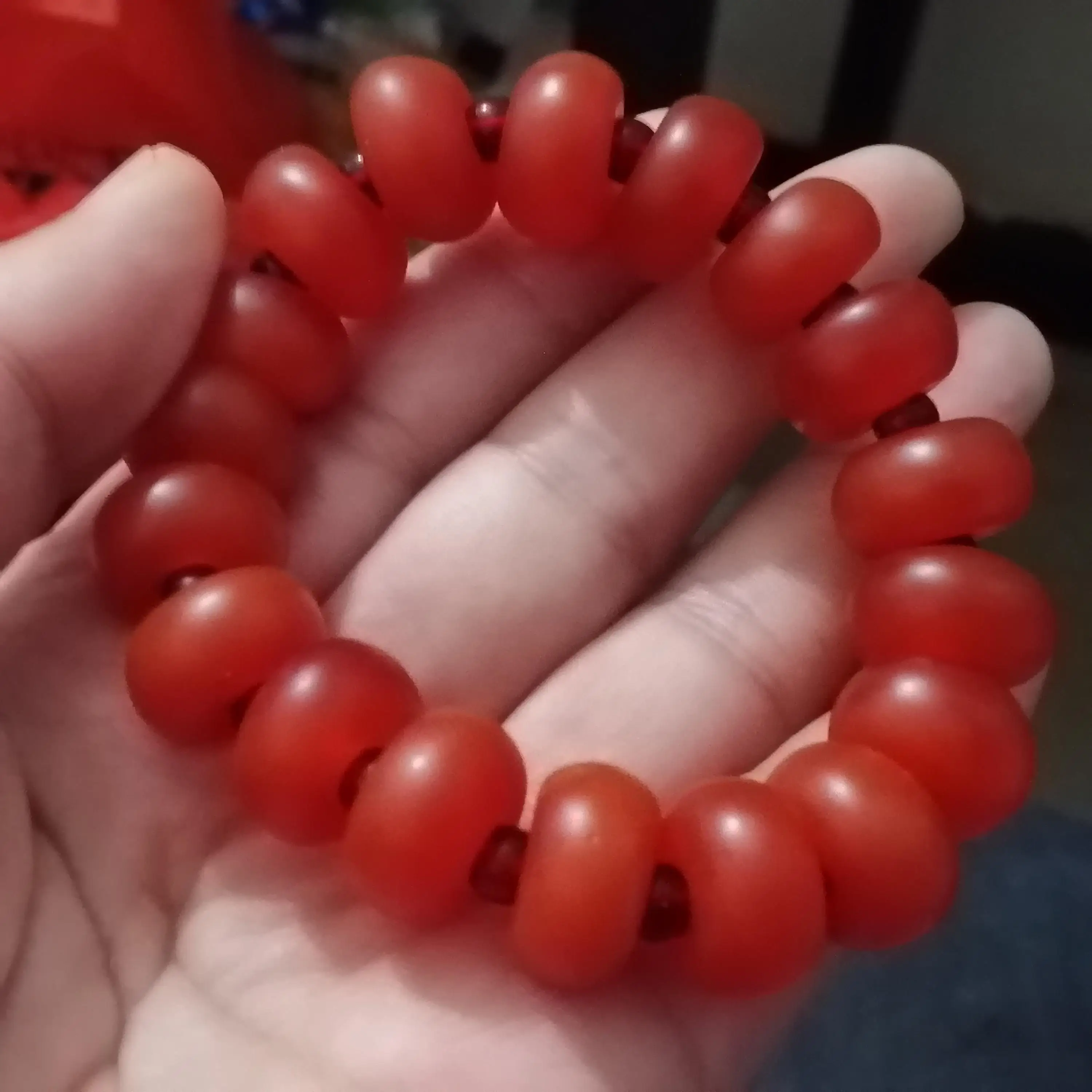 

Натуральный Красный Янтарь из воска, браслеты для мужчин и женщин, Изящные Ювелирные изделия, лечебный браслет, настоящие эластичные брасле...