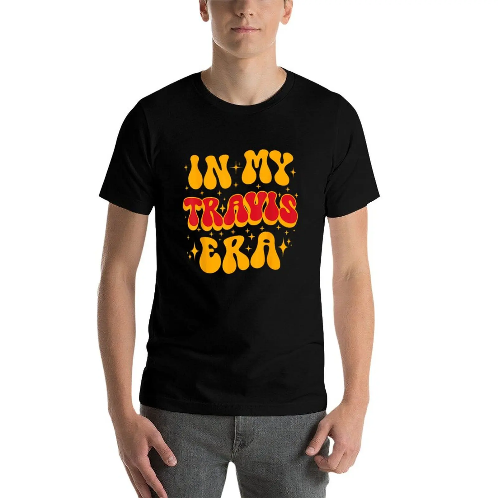 Фото Футболка In My Travis Era, винтажная, в стиле 90-х годов # Футболка 87 Tee, футболка с футбольным принтом, классическая футболка с ретро-графикой, праздничная футболка для активного отдыха №4