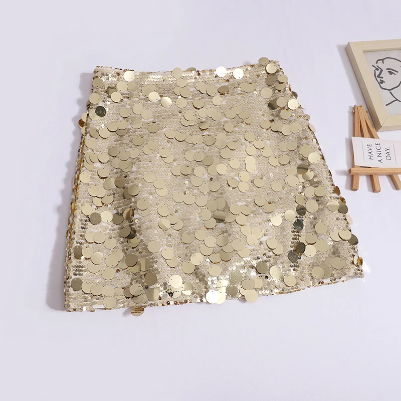 Юбка женская короткая трапециевидная с высокой талией и блестками