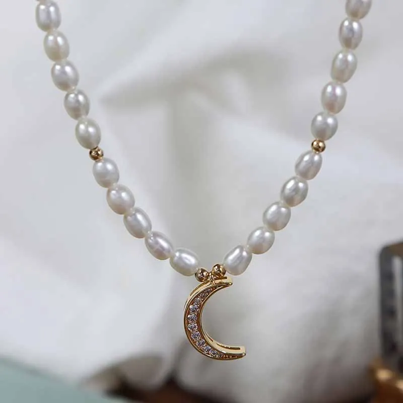 

Crescent Moon Shiny Zircon Crystal Pendant Necklace Statement Small Baroque Natural Freshwater Pearl Choker Jewelry Women Luxury