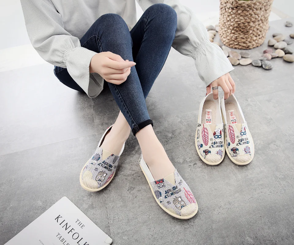Women's Canvas Shoes Breathable Men's Casual Shoes Slip-on Hemp Shoes Graffiti Straw Women's Shoes Flat Shoes 2023 Summer Style