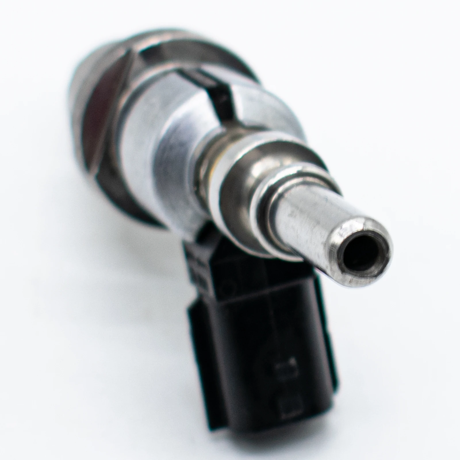 

1Pc Fuel Injector H8200769153 For Renault Master 2.3 Vauxhall Movano 2015