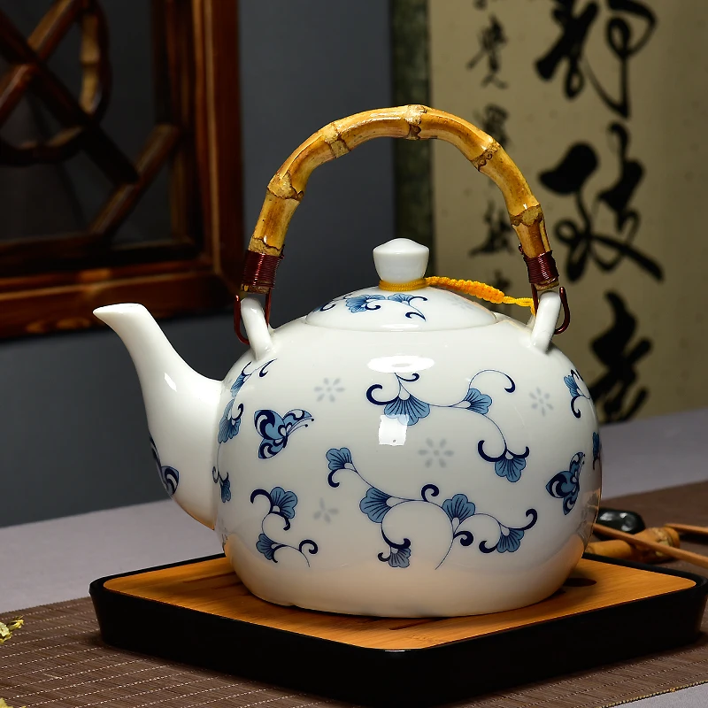 

Керамический чайник 1250-1500 мл, большой объем, сине-белый фарфор, керамический чайник ручной работы, стеклянный чайник, с фильтром