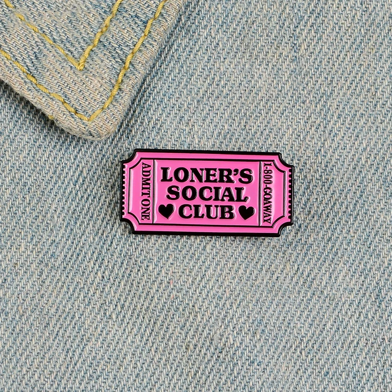 

Эмалированная булавка розового цвета для билета на заказ, броши для клуба Лонер для рубашки, лацкана, сумки, значок с отворотом, значок-интроверт, ювелирные изделия, подарок для друзей