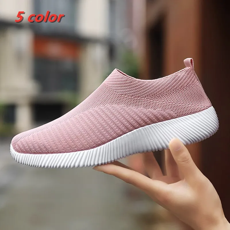 Summer Walking Shoes Women Vulcanized Shoes Flats Sock Shoes High Quality Light Loafers Slip on Sneakers