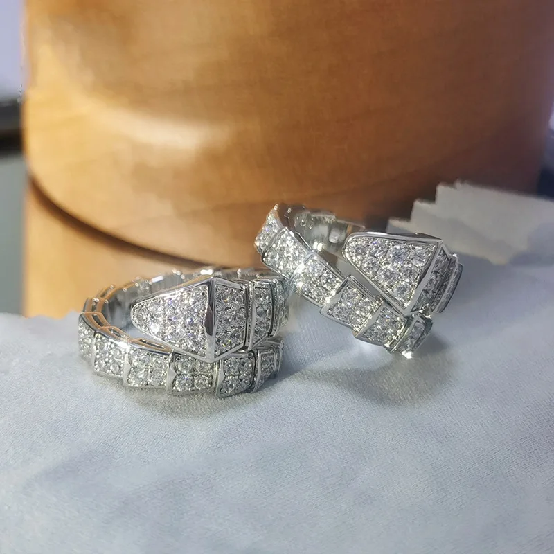 

Luxury fashion women outdoor wedding rings 210313-06