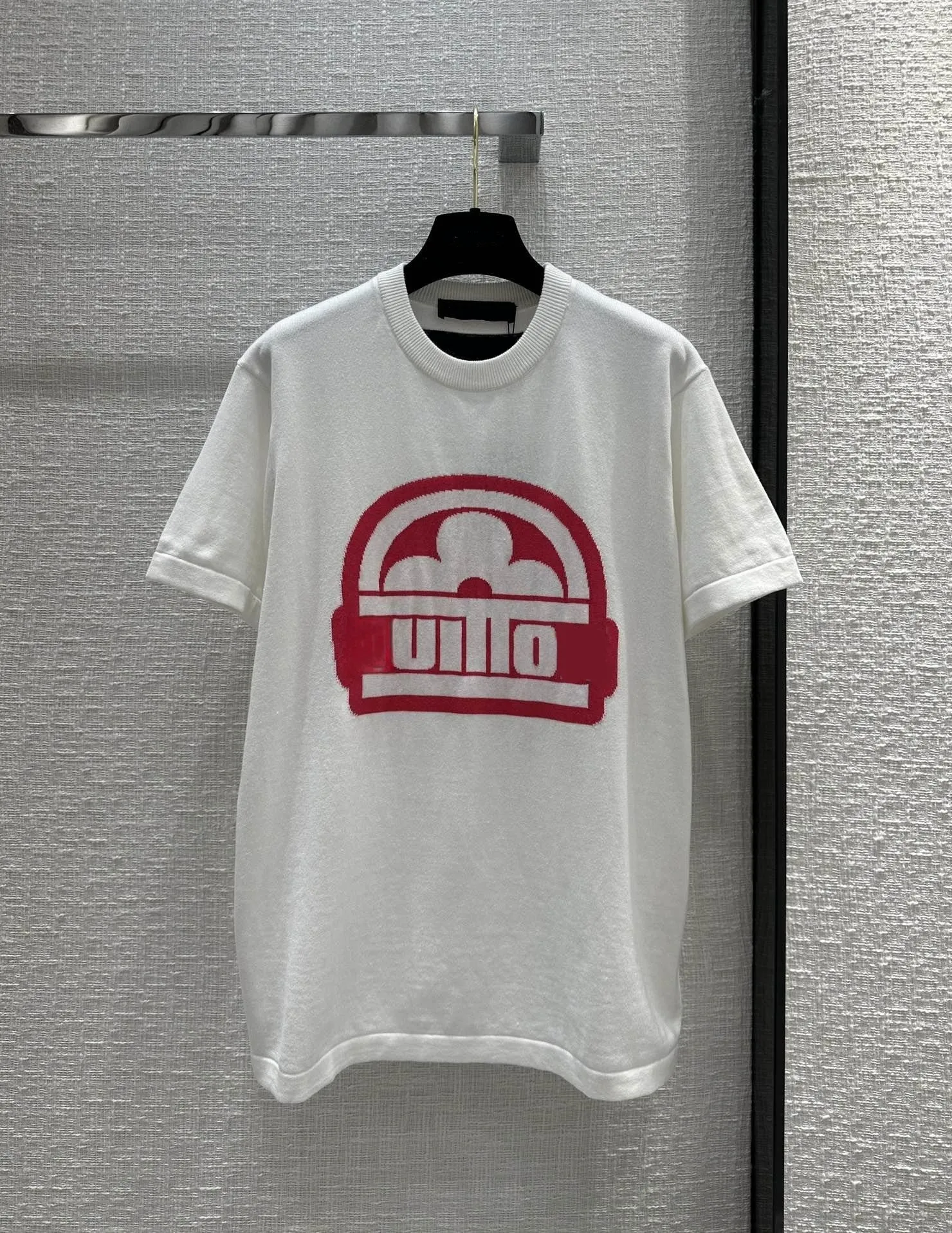 

Pink Four-leaf Clover Letter Jacquard Knit Sweater Short Sleeve Crew Neck T-shirt