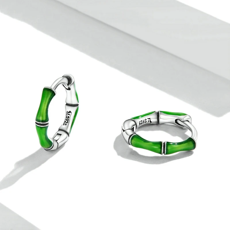 

Bohemia Piercing Green Zircon Bamboo Creative Hoops Earrings for Women Fashion Jewelry Pendientes Ins Same Aretes Party Gifts