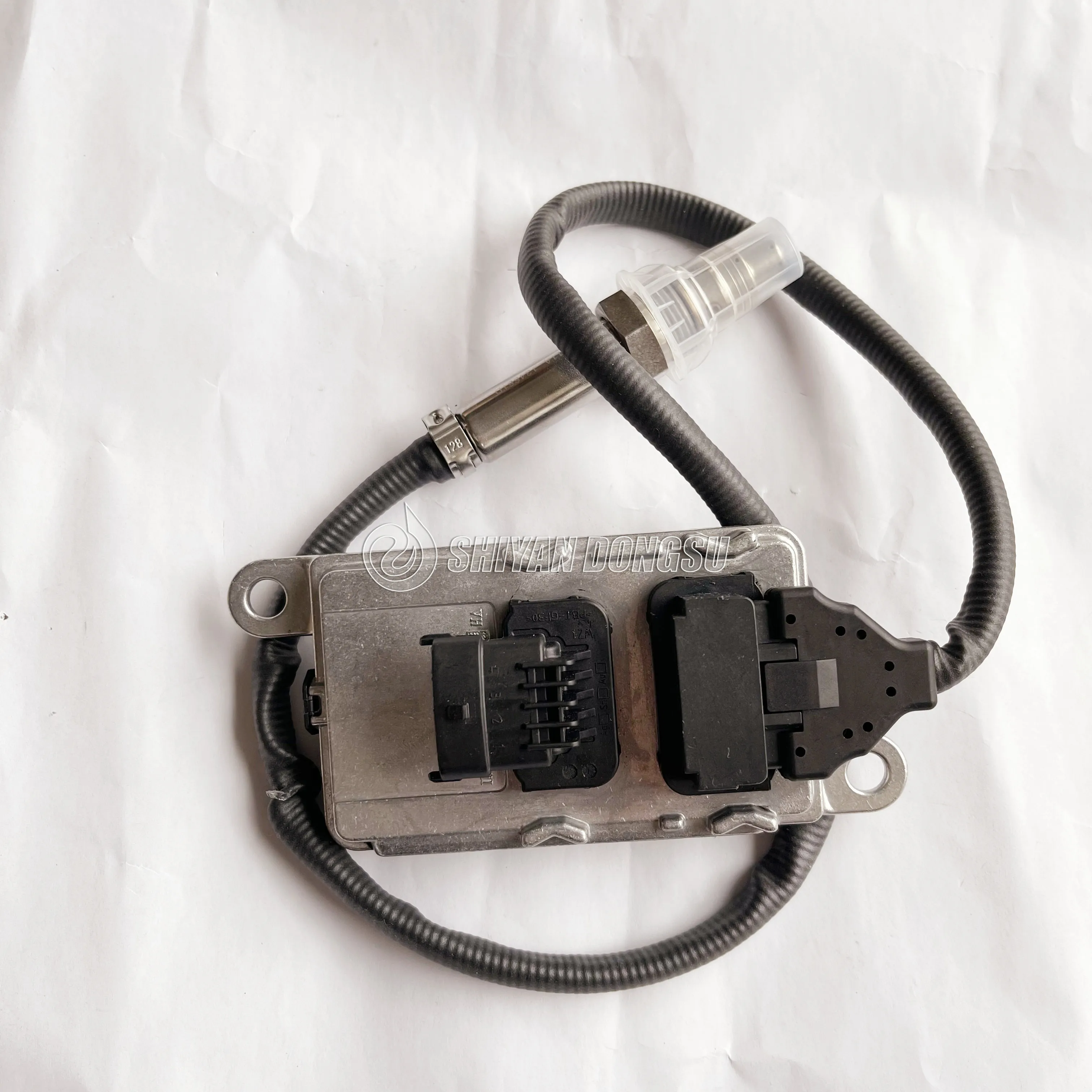 Датчик кислорода Kerax FH B5FH датчик содержания азота 5WK97371 22827993