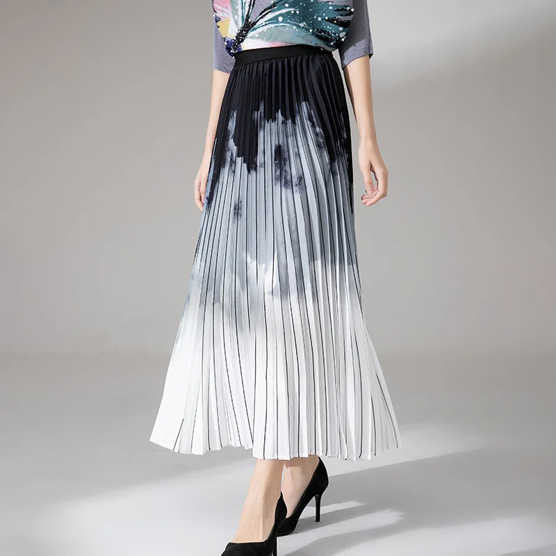 

2022 spring a-line skirt high waist umbrella skirt women Miyake pleated print elastic loose thin folda skirt