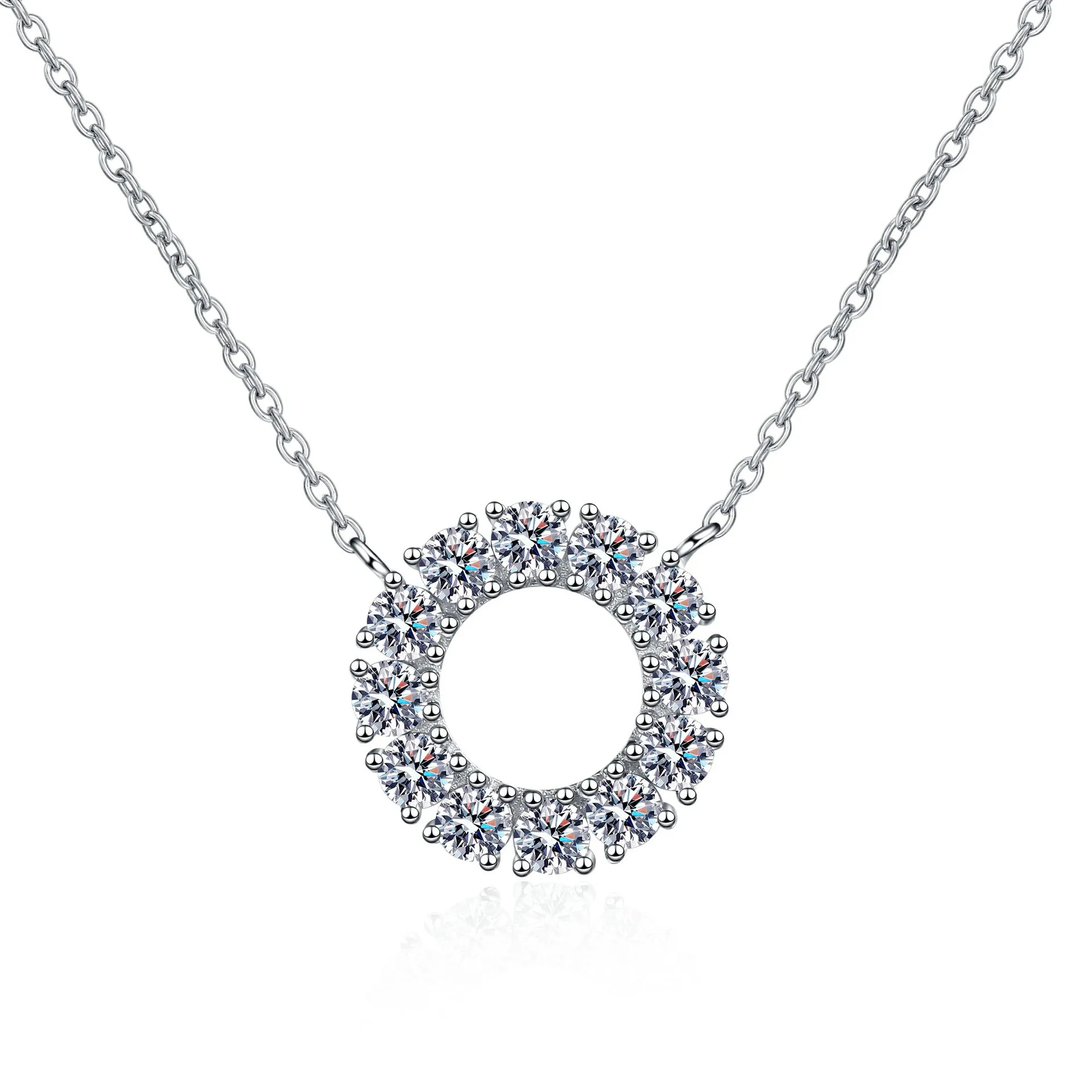 

HTOTOH S925 Silver Round Fashion Necklace For Women 0.8 Carat Moissanite Diamonds Gift Clavicle Chain Engagement Gift