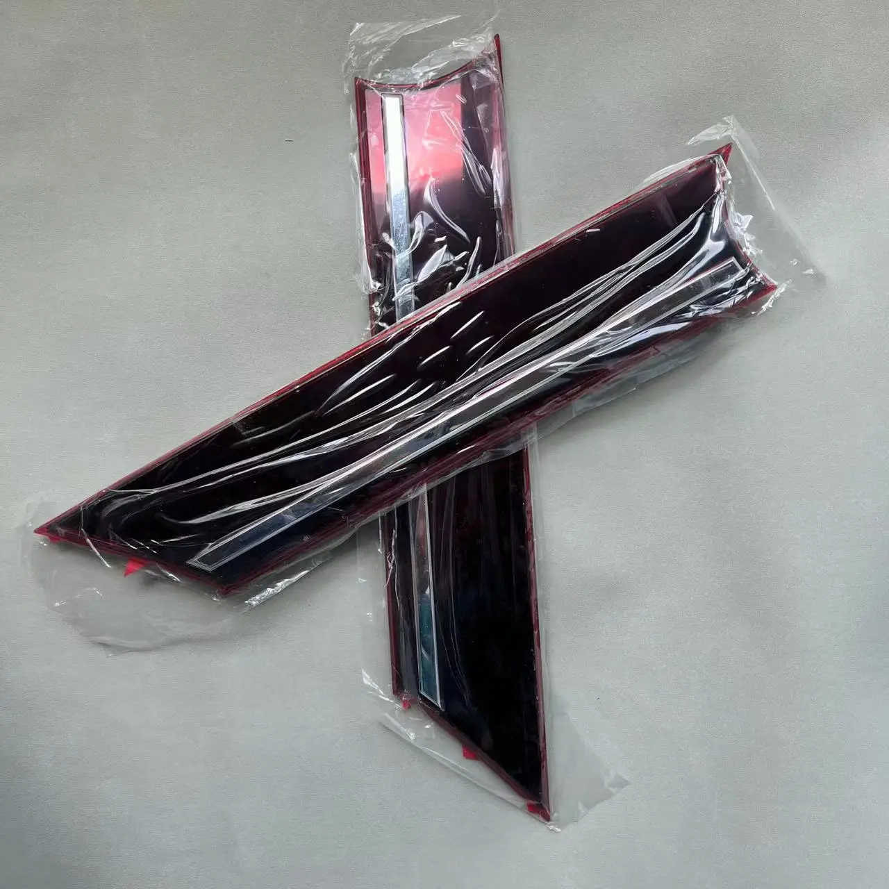 

Задняя Крышка багажника автомобиля, крышка багажника, обшивка, задняя фара, подлинные аксессуары ZVR828003 для 2017-2024 VW tiguan mk2