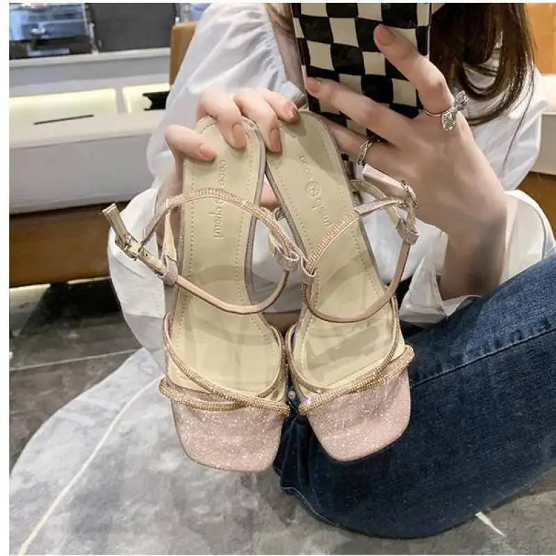

2022 Buckle Strap Cross Rhinestone Sandals Luxury Comfortable High Top Girls Black Transparent High Heels