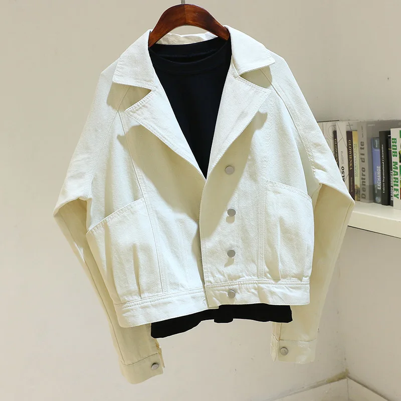 

Beige Suit Collar Big Pocket Denim Jacket Women Loose Short Student Cowboy Outerwear Autumn New Korean Jeans Jacket Coat Female