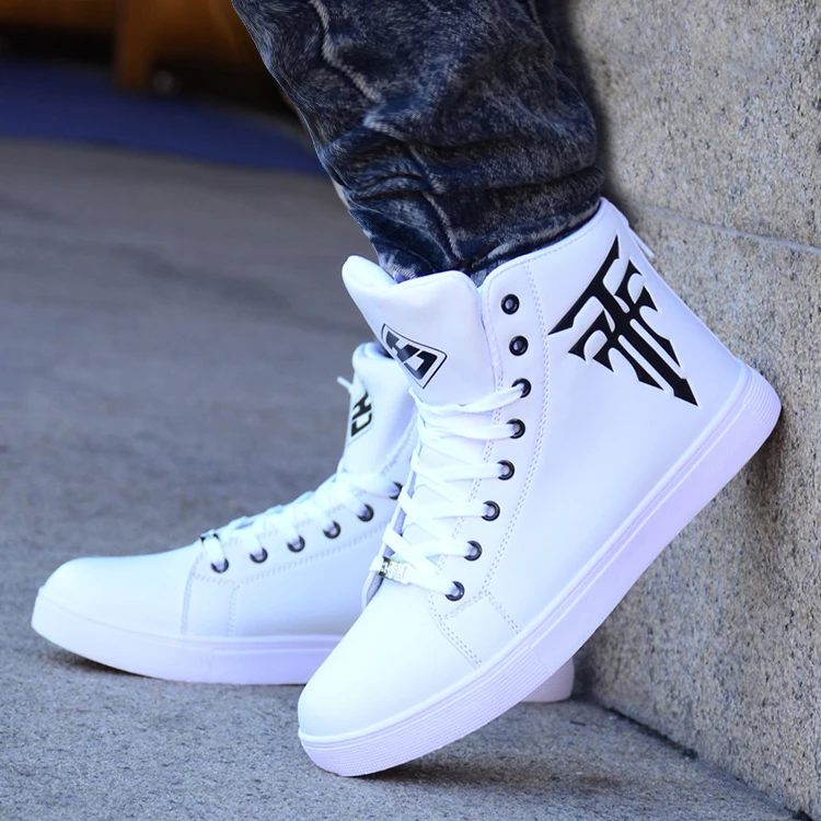 Hot Sale Man Shoe High Top Sneakers Men White Vulcanize Shoes Male Flat Skateboarding Shoes 2022 Light Waterproof Leather Shoes