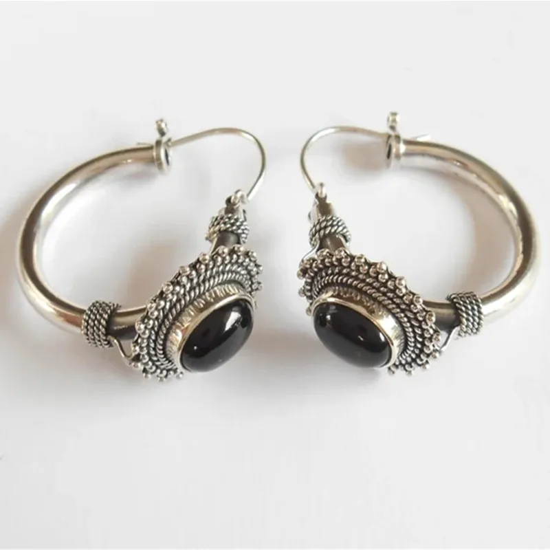 Boucles d'oreilles à perles rondes pour femmes  boucles d'oreilles noires en pierre géométrique