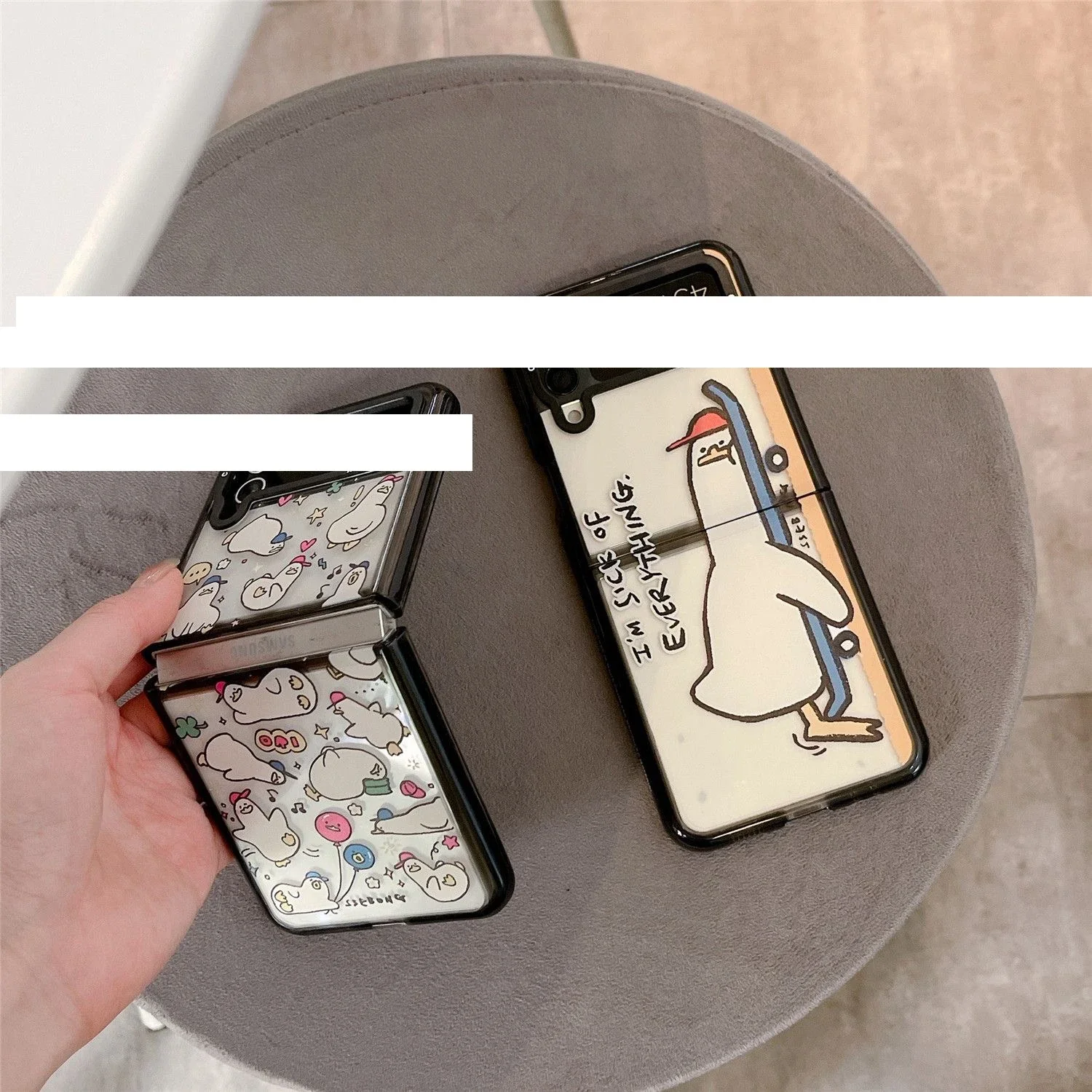 

Cartoon Duck Acrylic Phone Case for Samsung Galaxy Z Flip 5 4 3 Protective Back Cover for ZFlip3 ZFlip4 ZFlip5 Case Shell