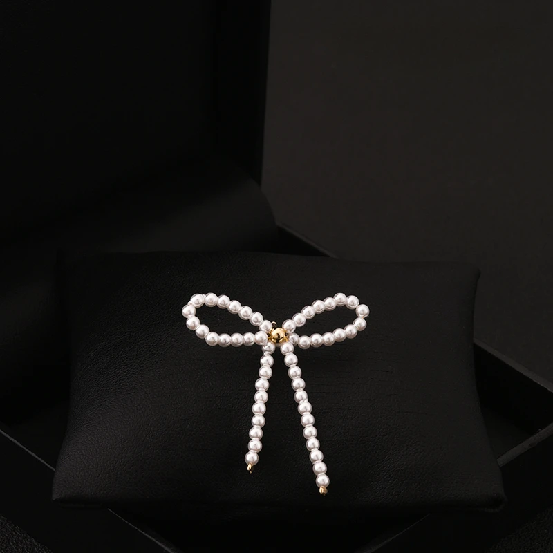 

Creative Cute Handmade Bowknot Collar Pin High-End Women's Graceful Brooch Shirt Neckline Anti-Exposure Cardigan Buckle Jewelry