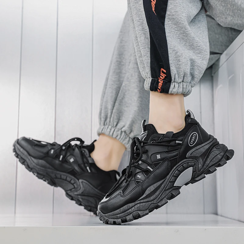 New Four Seasons Men's Shoes All-match Thick-soled Non-slip Casual Sports Shoes Fashion Trendy Comfortable Lace Up Daddy Shoes