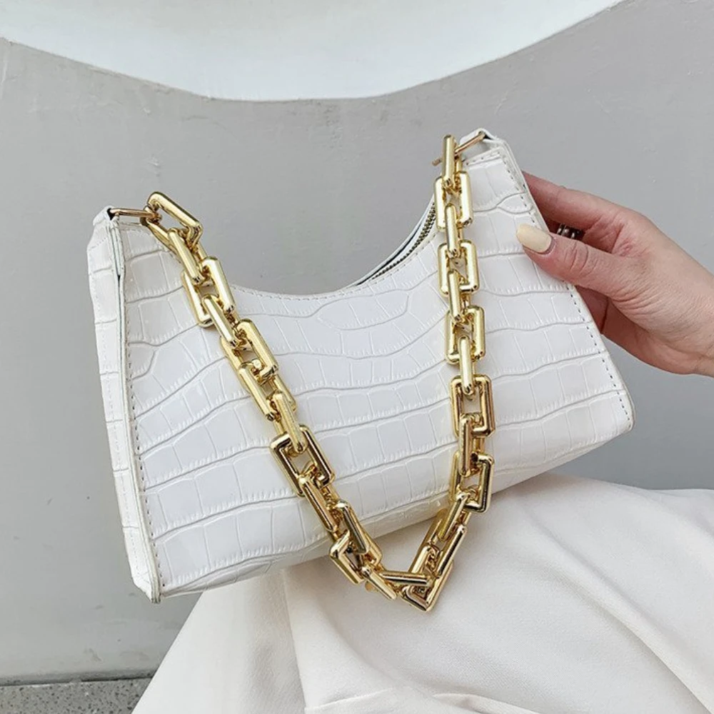 

Crocodile Pattern Zipper Handbags New Fashion Texture Embossed Lacquer Shoulder Bag Simple and Small Square Bags for Women 2022